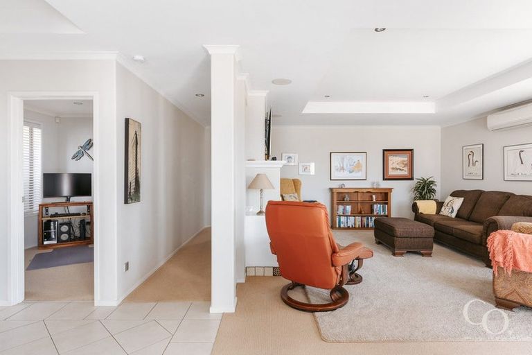 Photo of property in 2 Koro Mews, Papamoa Beach, Papamoa, 3118