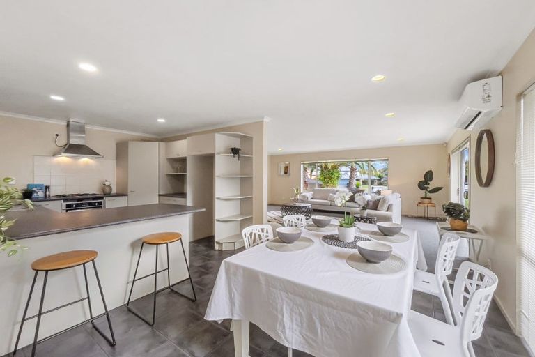 Photo of property in 3 Saybrook Place, Mangere, Auckland, 2022