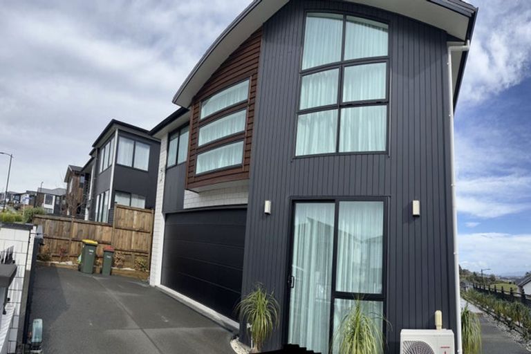 Photo of property in 343 Flat Bush School Road, Flat Bush, Auckland, 2019