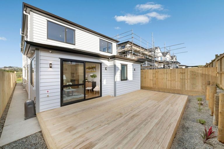 Photo of property in 13 Cyperus Street, Flat Bush, 2019