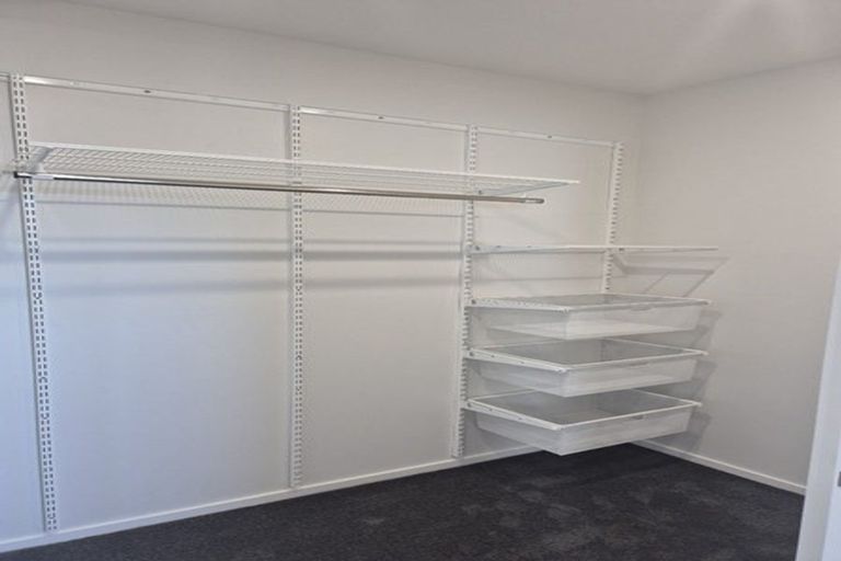 Photo of property in 25 Allan Avenue, Lytton West, 4071