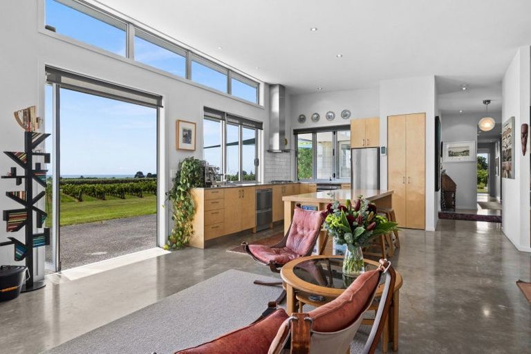 Photo of property in 11 Tirohanga Road, Haumoana, Hastings, 4180