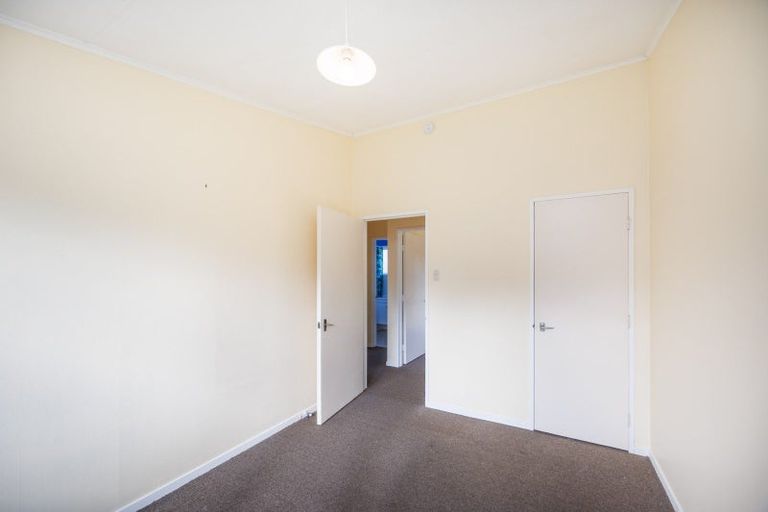 Photo of property in 15b Churchill Avenue, Hokowhitu, Palmerston North, 4410