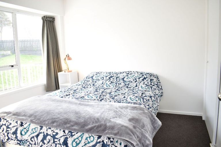 Photo of property in 32u9 Akaroa Drive, Maupuia, Wellington, 6022