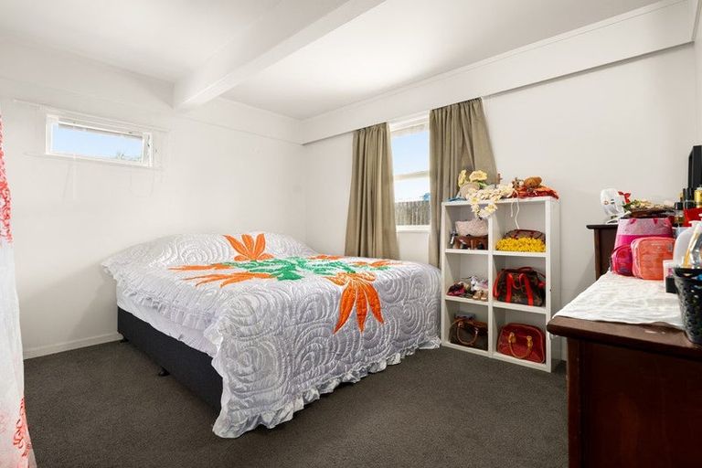 Photo of property in 31 Mckenzie Road, Mangere Bridge, Auckland, 2022
