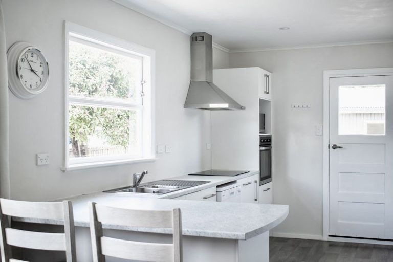 Photo of property in 63 Wood Street, Wainuiomata, Lower Hutt, 5014