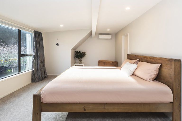 Photo of property in 271 Queenspark Drive, Parklands, Christchurch, 8083