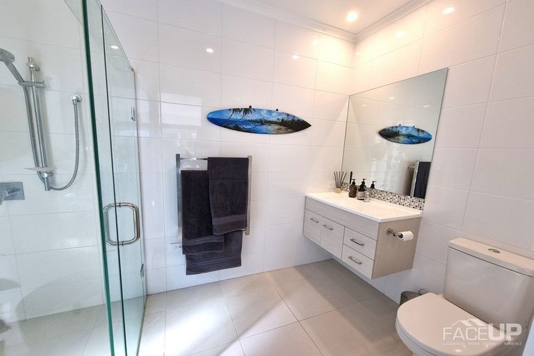 Photo of property in 16 Mapou Road, Hobsonville, Auckland, 0618