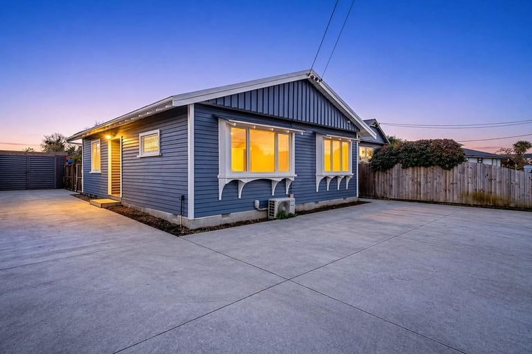 Photo of property in 11 Wyon Street, Linwood, Christchurch, 8062