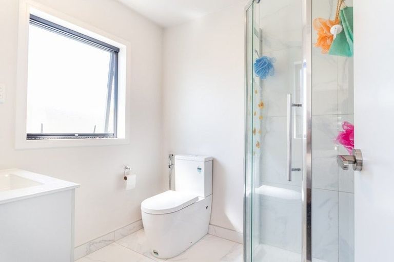 Photo of property in 17 Sapwood Crescent, Takanini, 2110