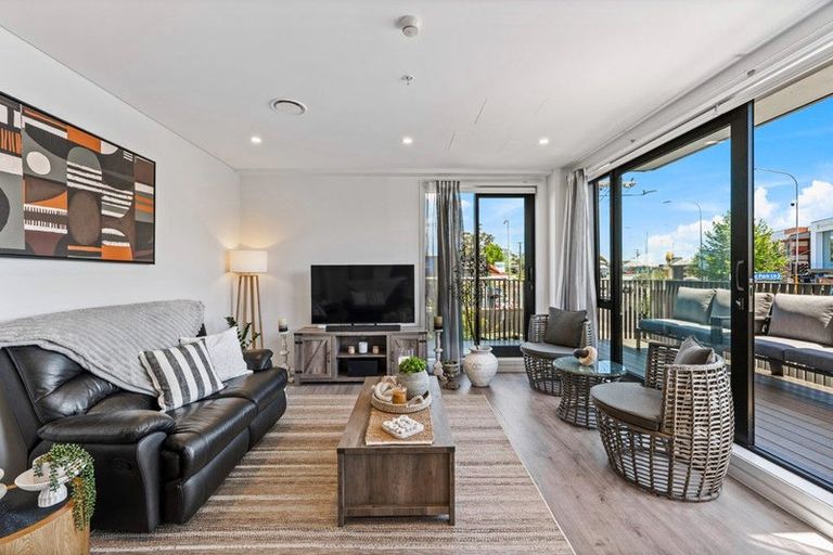Photo of property in 103/2 Rauroa Lane, Hobsonville, Auckland, 0616