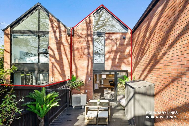 Photo of property in 2/66 Innes Road, St Albans, Christchurch, 8052