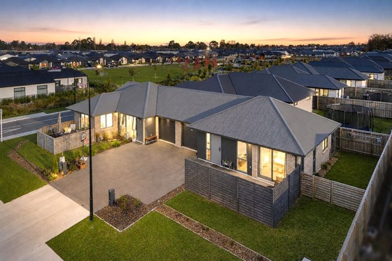 Photo of property in 13 Ellmers Street, Woodend, 7610