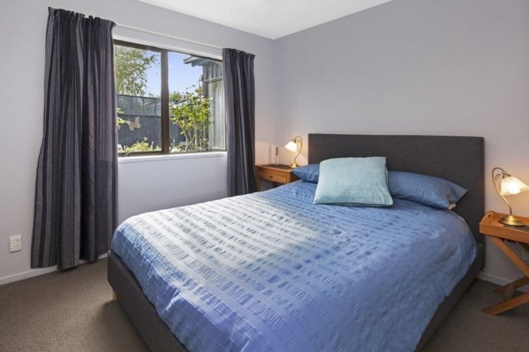 Photo of property in 43n Waimairi Road, Upper Riccarton, Christchurch, 8041