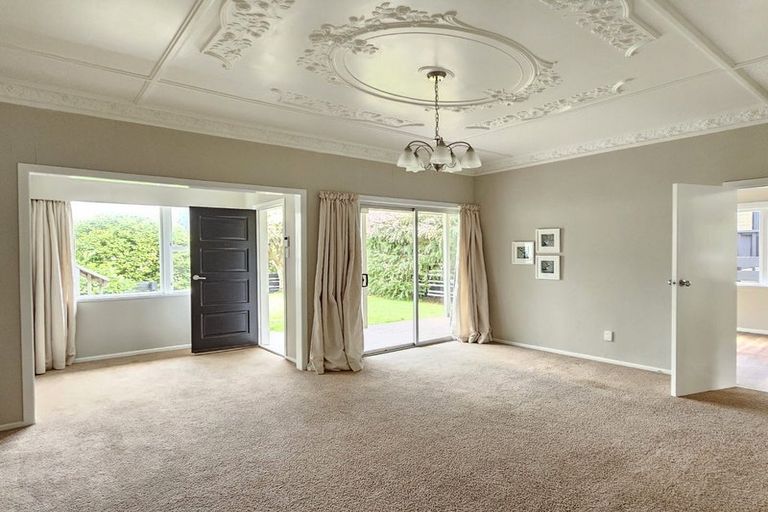 Photo of property in 12 Manly Street, Paraparaumu Beach, Paraparaumu, 5032