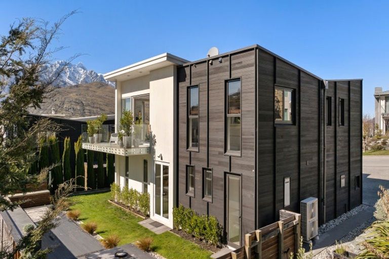 Photo of property in St Andrews Park, 66 Highview Terrace, Queenstown, 9300