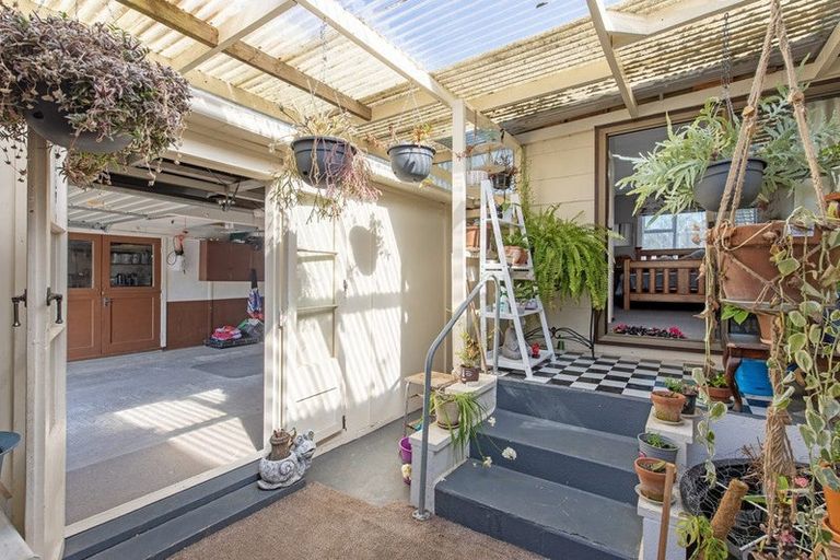 Photo of property in 30 Churchill Street, Waipukurau, 4200