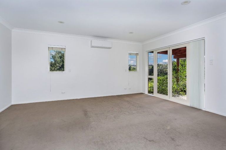 Photo of property in 6 Waione Court, Takanini, 2112