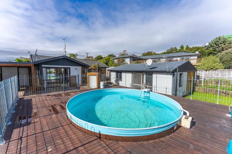 Photo of property in 18 Ruru Road, Otaihanga, Paraparaumu, 5036