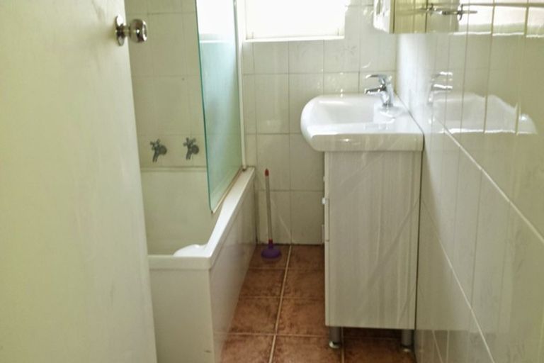 Photo of property in 1/15 Ballance Avenue, Papatoetoe, Auckland, 2104