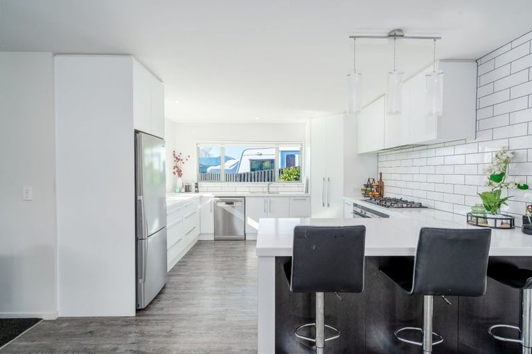 Photo of property in 6 Mullion Lane, Burwood, Christchurch, 8083