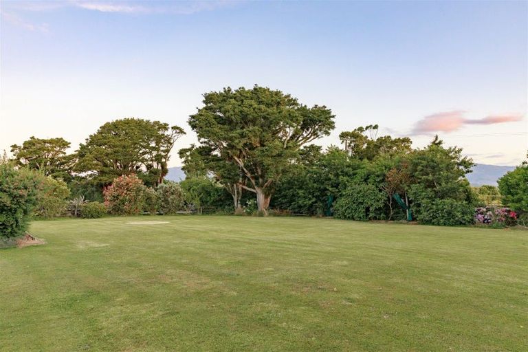 Photo of property in 134 Snodgrass Road, Westport, 7892