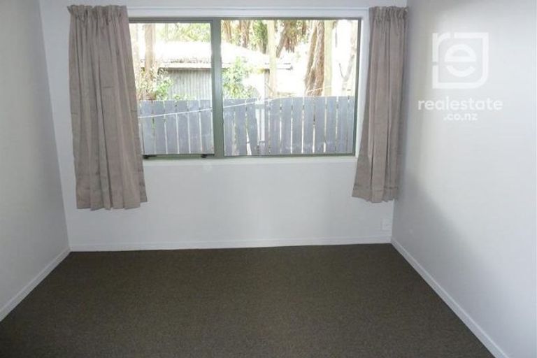 Photo of property in 60a Henwood Road, Mangere East, Auckland, 2024