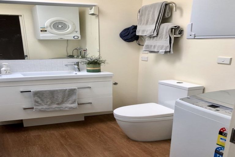 Photo of property in Pirie Street Townhouses, 11/35u Pirie Street, Mount Victoria, Wellington, 6011