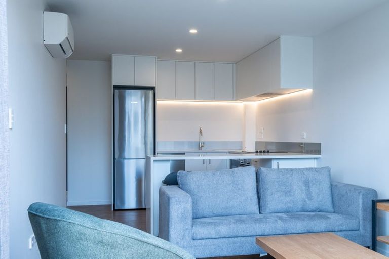 Photo of property in 14 Te Puketoka Lane, Mangere, 2022