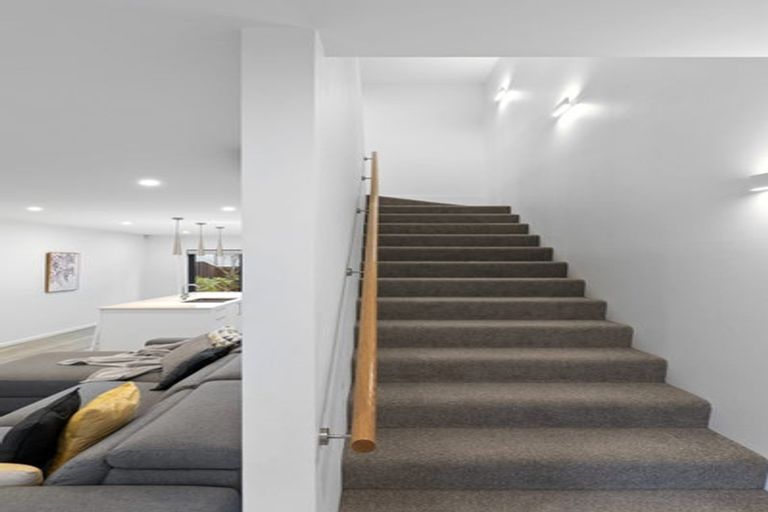 Photo of property in The Terraces, 2/36d Welles Street, Christchurch Central, Christchurch, 8011