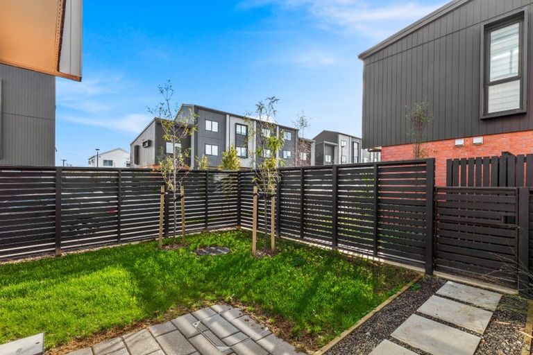 Photo of property in 80 Selo Street, Glen Eden, Auckland, 0602