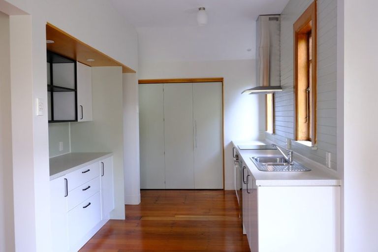 Photo of property in 49 Oban Street, Wadestown, Wellington, 6012