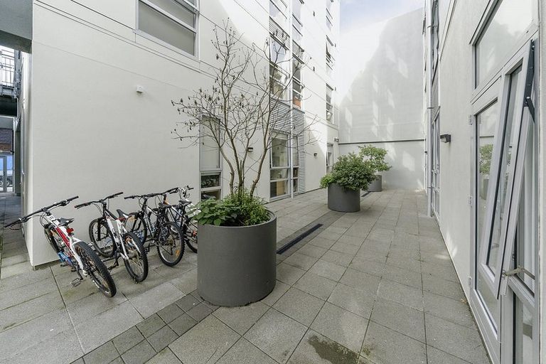 Photo of property in Hanson House, 13/27u Hanson Street, Mount Cook, Wellington, 6021