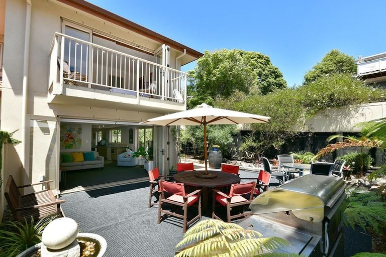 Photo of property in 33 Millennial Way, Orewa, 0931