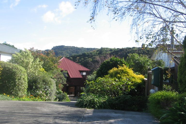 Photo of property in 3 Picketboat Lane, Whitby, Porirua, 5024