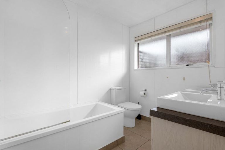 Photo of property in 63 Mansfield Avenue, St Albans, Christchurch, 8014