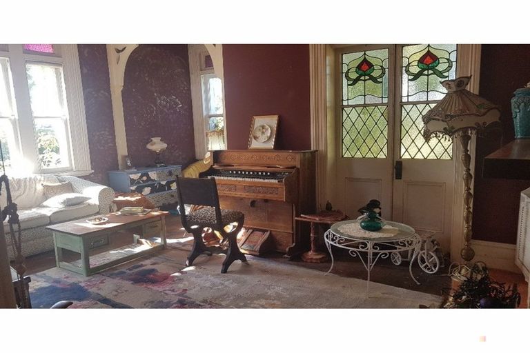 Photo of property in 14 Exeter Street, Waimate, 7924