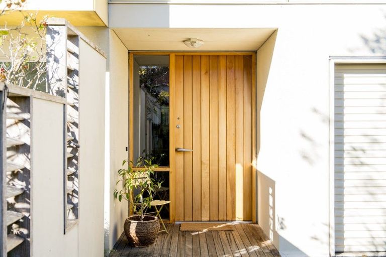 Photo of property in 20a Signal Hill Road, Opoho, Dunedin, 9010