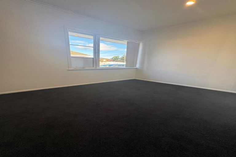 Photo of property in 51 Hallberry Road, Mangere East, Auckland, 2024