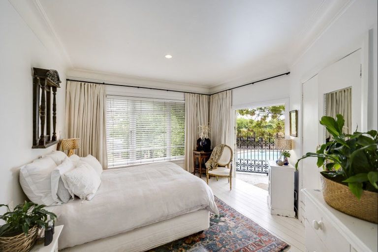 Photo of property in 56 Lucknow Road, Havelock North, 4130