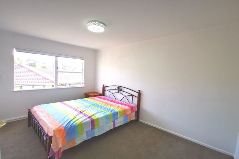 Photo of property in 17 Dolbear Street, Titirangi, Auckland, 0604