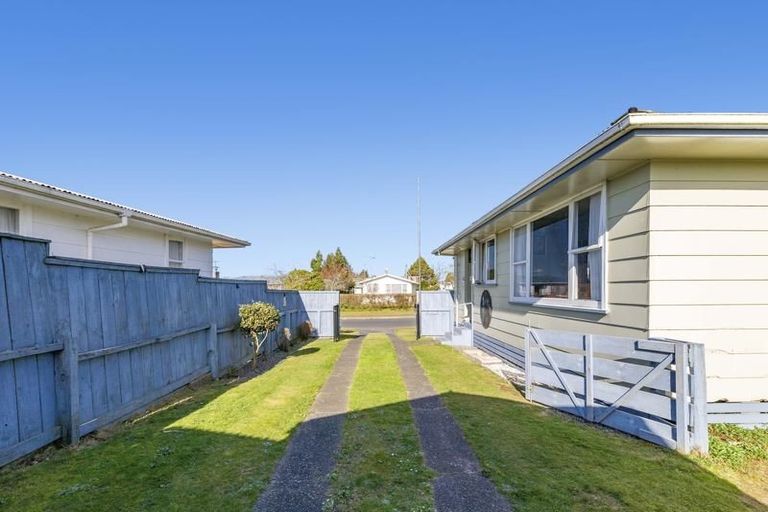 Photo of property in 10 Kereru Street, Tokoroa, 3420