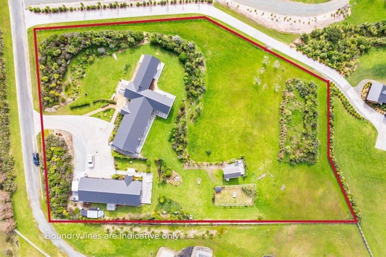 Photo of property in 163 Robert Hastie Drive, Mangawhai, 0573