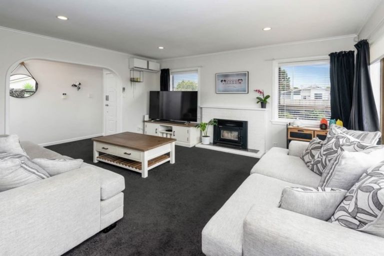 Photo of property in 1/21 Union Road, Howick, Auckland, 2014