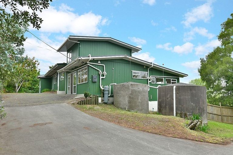 Photo of property in 2127 East Coast Road, Stillwater, Silverdale, 0993
