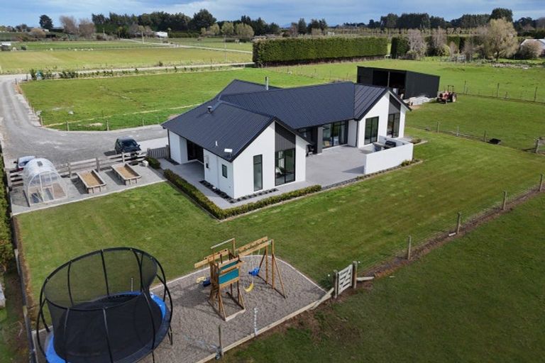 Photo of property in 60 Orion Road East, Makarewa, Invercargill, 9876