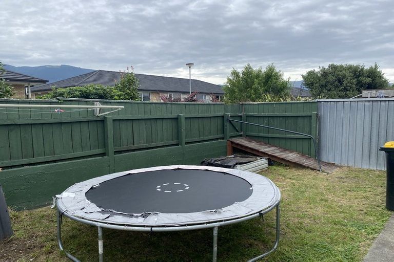 Photo of property in 3/23 Kipling Crescent, Stoke, Nelson, 7011