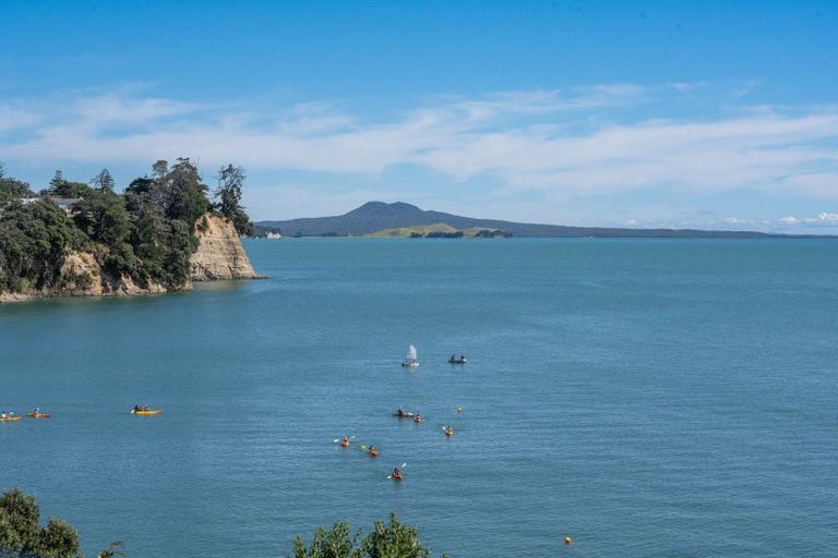 Photo of property in 23 Rangitoto View Road, Cockle Bay, Auckland, 2014