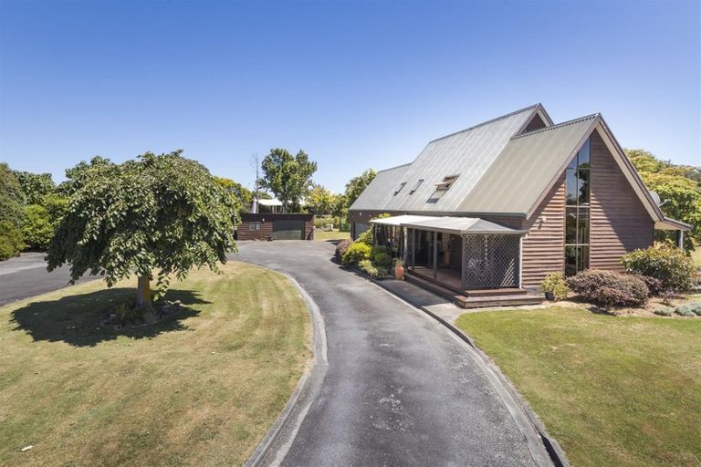 Photo of property in 9 Wanganui Road, Marton, 4710