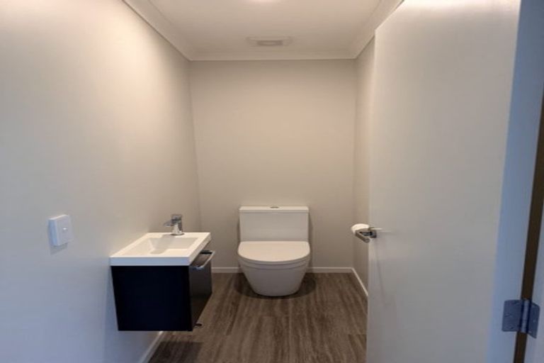 Photo of property in 50 Pateke Drive, Kenepuru, Porirua, 5022